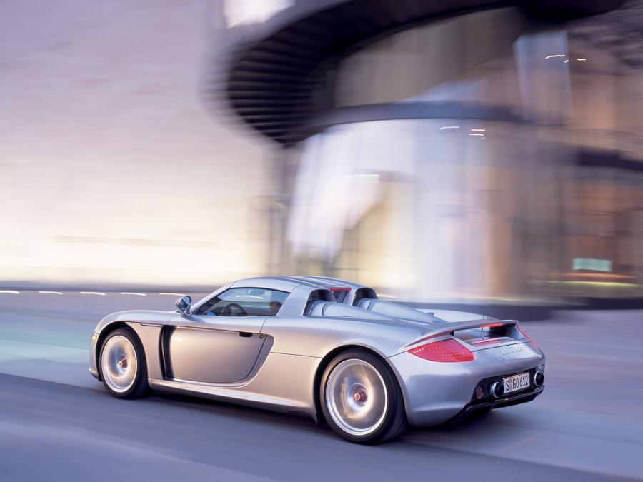  Porsche Carrera GT 2003 года  (US) (фото 12 из 30)
